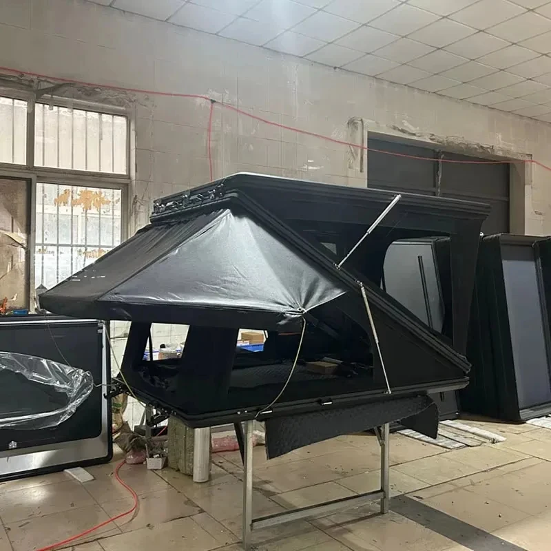 Tenda da tetto rigida a forma  - Roof Top Tent Hard Shell 2 Person recensione e prezzo